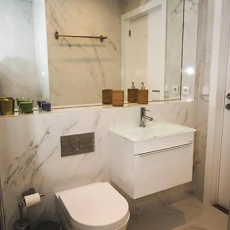 Terro Collection - Anjo Lejlighed Braga